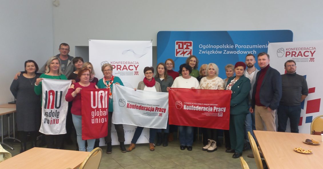 Polish care workers launch campaign to improve conditions, care quality 