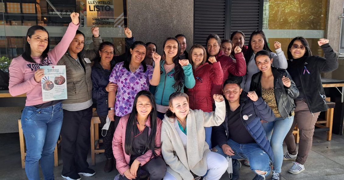SINTRASASS holds sit-in in front of QuirónSalud/Fresenius clinic in Bogota  