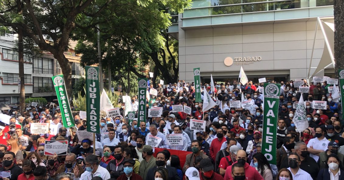 Telecoms workers in Mexico on verge of national strike