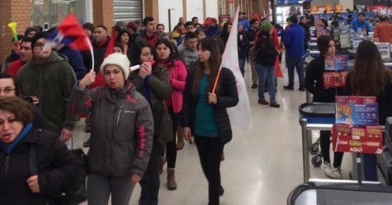 UNI Global Union se solidariza con más de 17 mil trabajadores de Walmart Chile que están en huelga