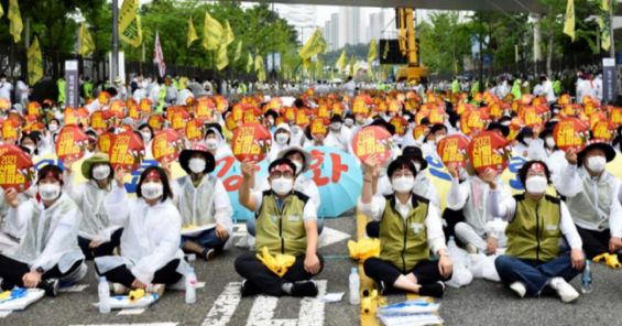 South Korean health workers’ union threatens nationwide strike in September
