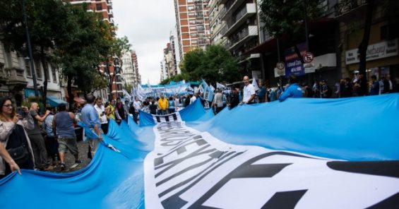La Confederación General del Trabajo de la Argentina se movilizó por un país diferente