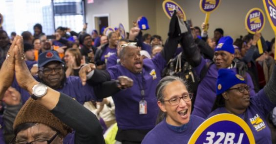 Airport Workers Fight for & Win COVID-19 Pay Protection