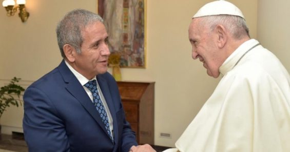 Reunión del presidente de UNI Américas Finanzas junto al Papa Francisco