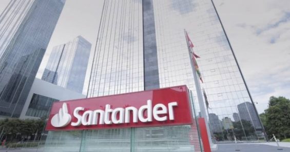 Banco Santander Brasil condenado a pagar R$50 millones por despidos en la pandemia y por conductas anti sindicales