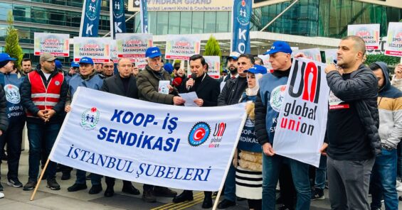 Workers protest Swatch and Jack & Jones in Türkiye