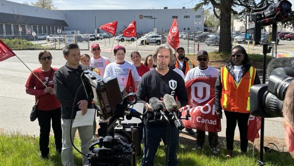 Amazon workers in Canada file for union representation with Unifor