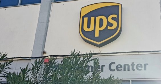 Portugal UPS workers gain first-ever contract with the company